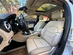 مێرسێدس بێنز GLA